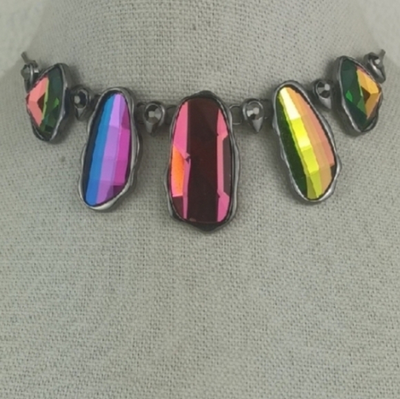 Gorgeous Edgy Oil Spill Multicolor Multifaceted Eyecatching Statement Necklace - Picture 12 of 12